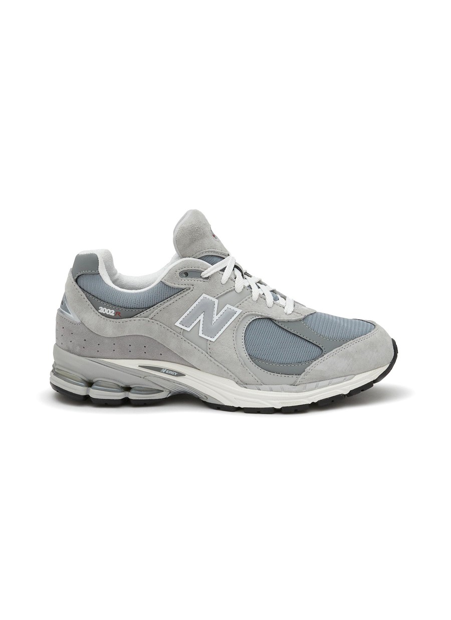 Men NEW BALANCE Sneakers | 2002Rx "Gore-Tex" Low Top Sneakers